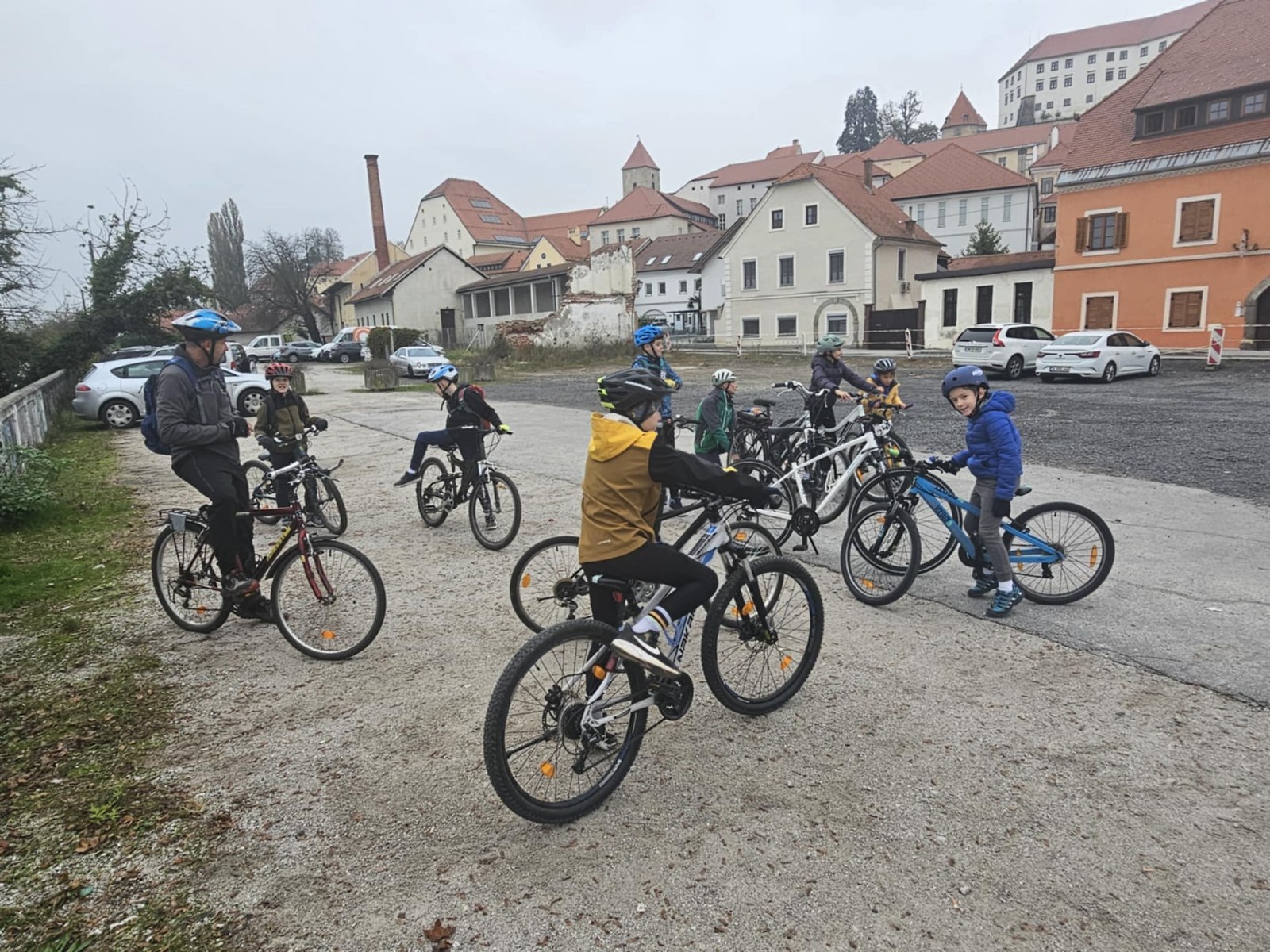 2024_10_19_Medgeneracijski-kolesarski-izlet_VNK-6